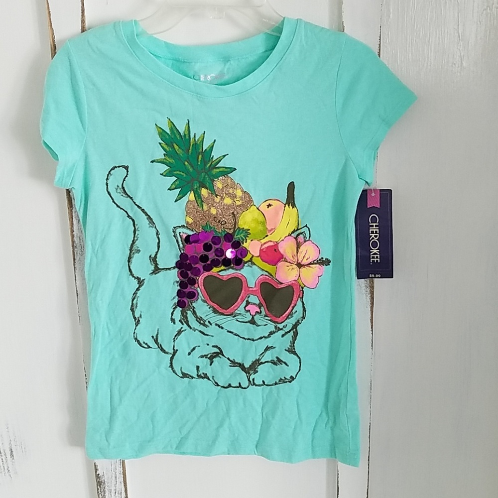 Girl's shirt